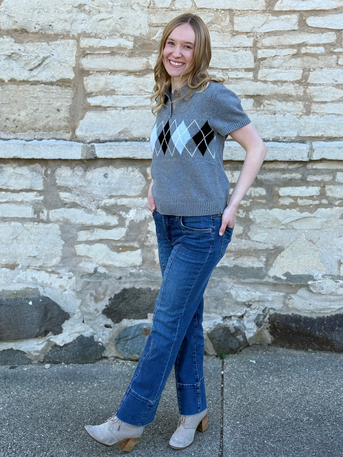 Collard Short Sleeved Argyle Sweater Grey