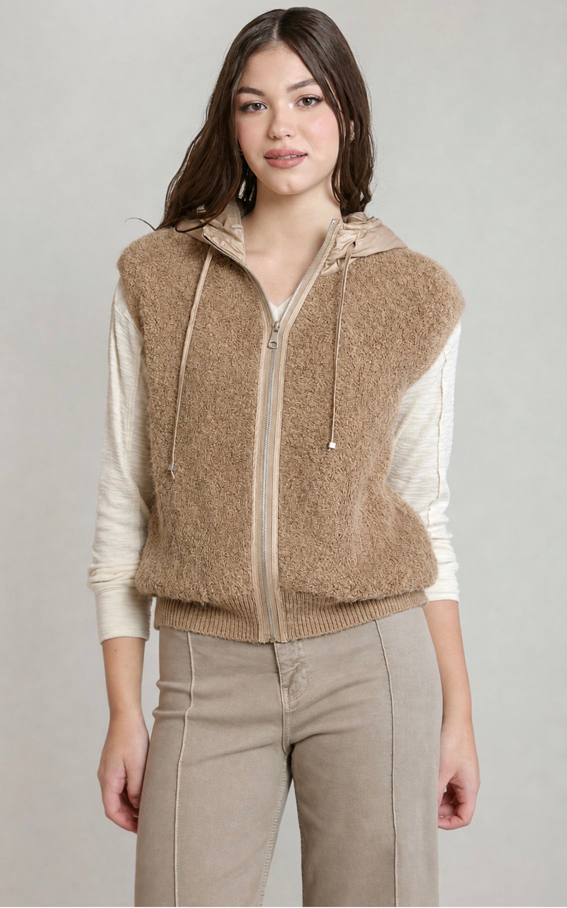 Hooded Boucle Vest Beige