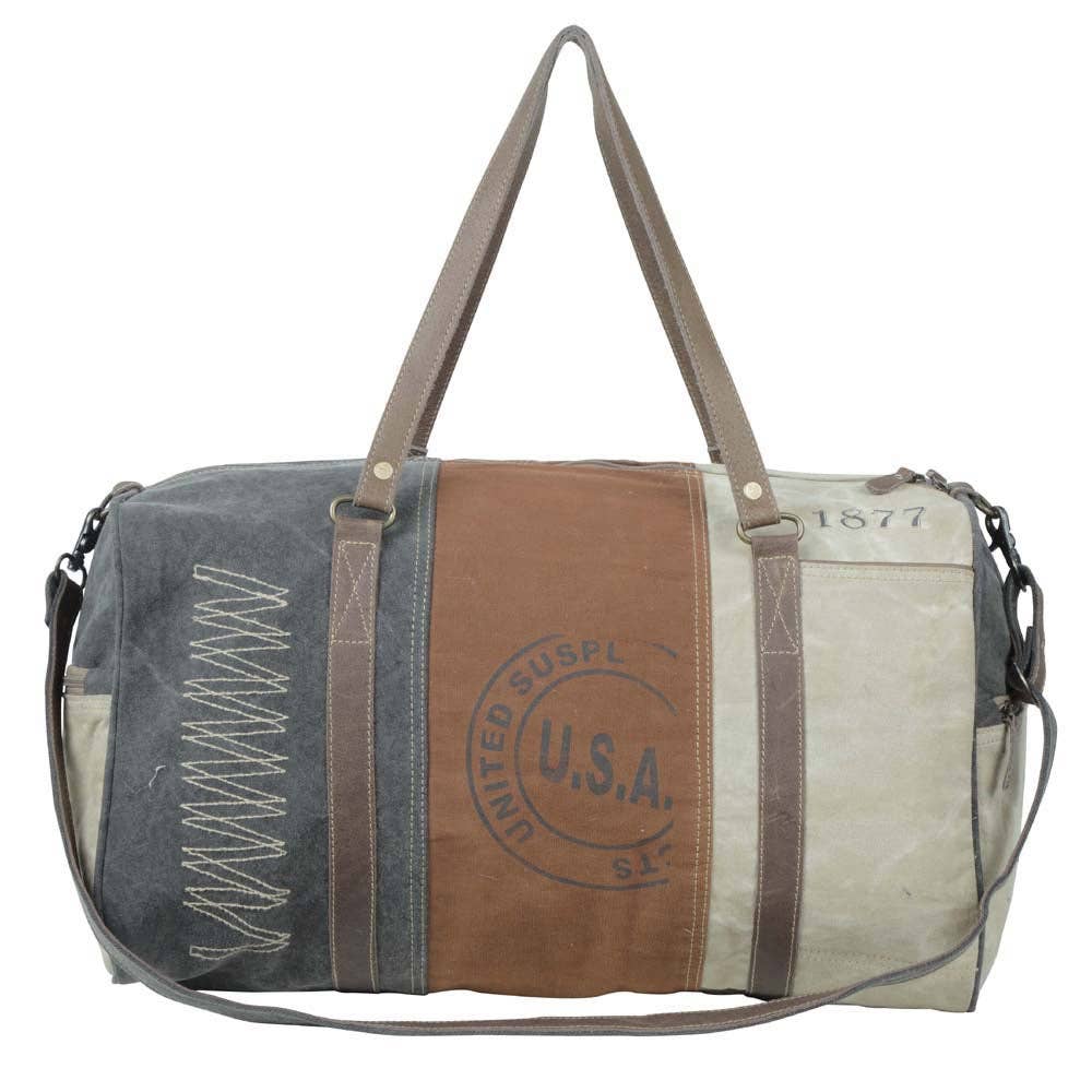 Neutral Aesthetic Traveler Bag