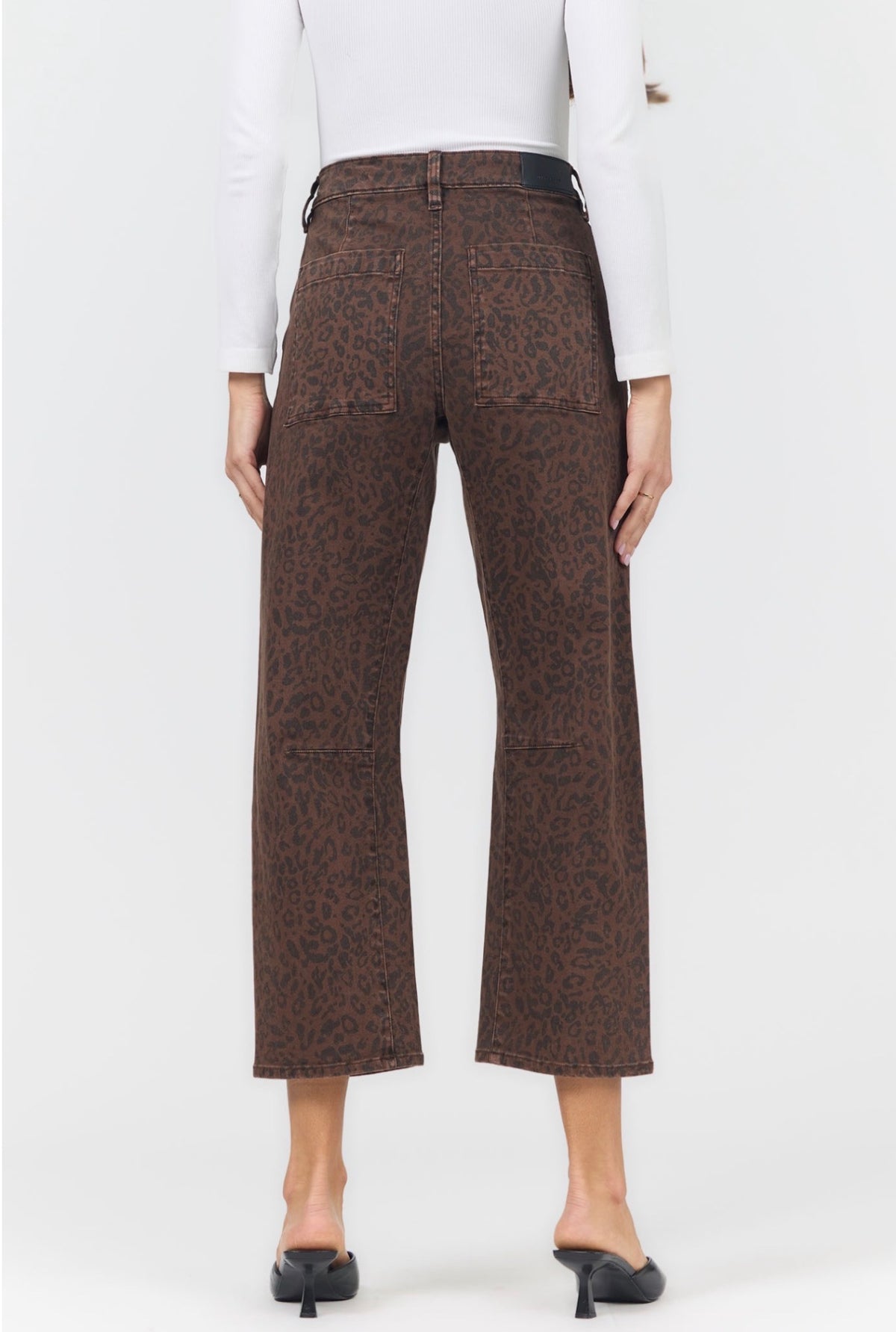 Lasso Mid Rise Leopard Pant